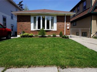 70 Parkwood Ave, Buffalo, NY 14217