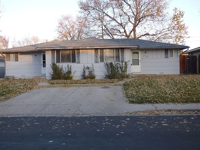 1083 Winona Dr — Photo 13