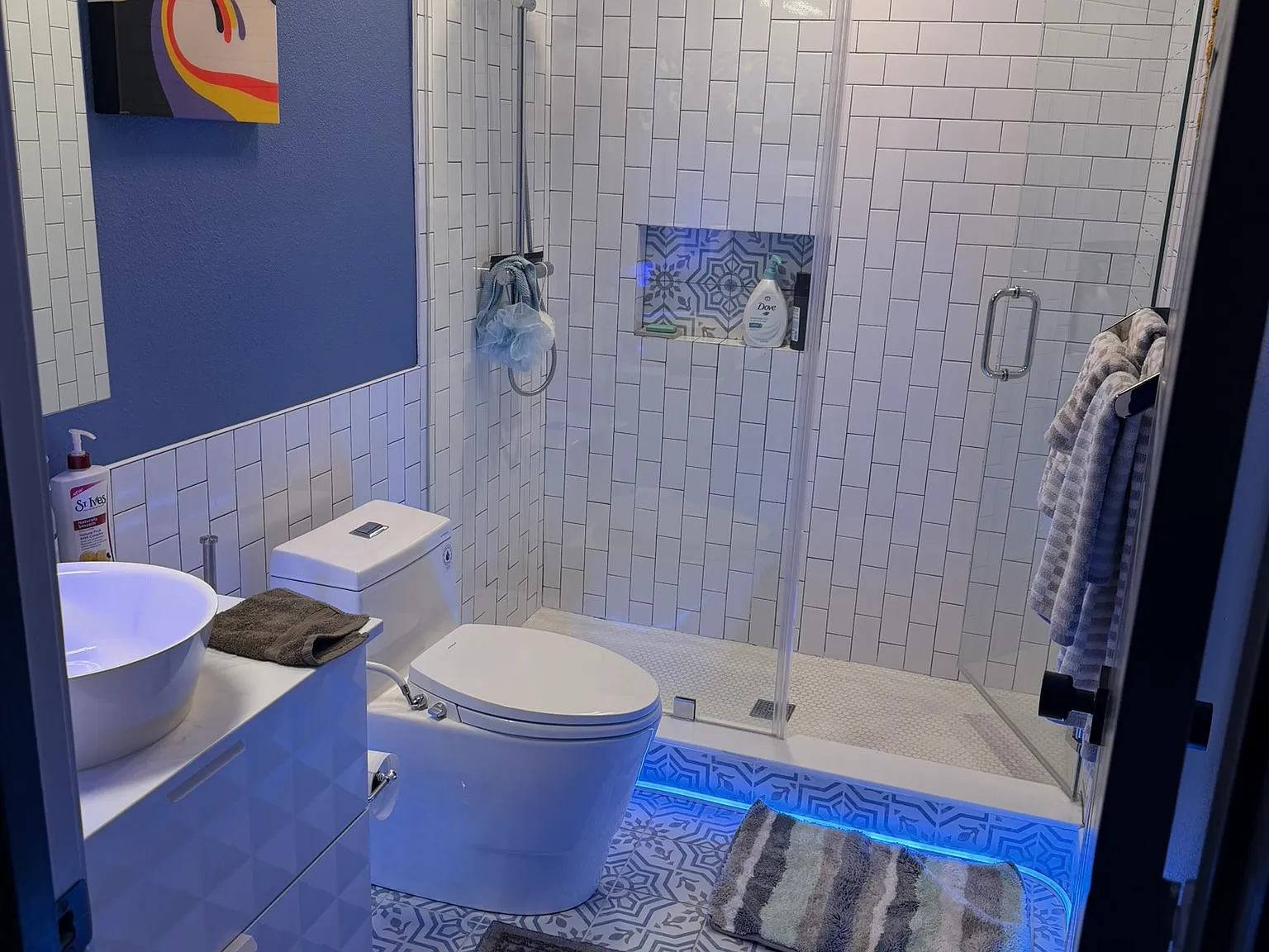 3 bed, 2292 sqft, $1,200 — Photo 4