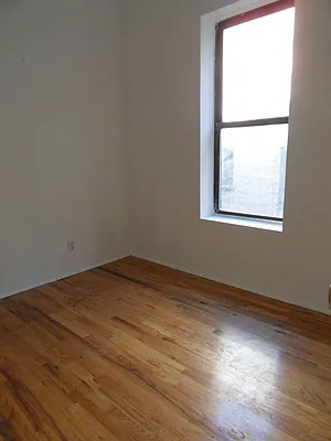 Rented by Skygroup Realty | media 30