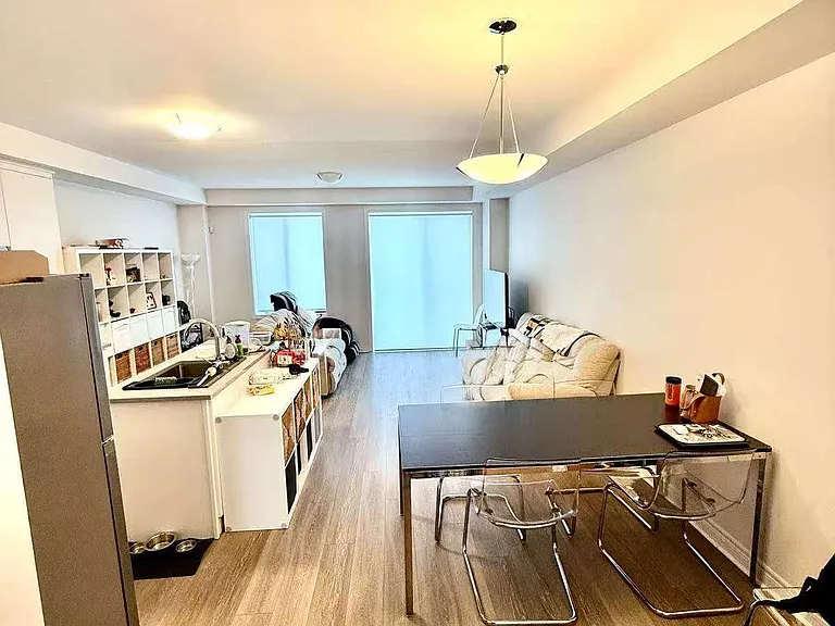 126 Mumbai Dr — Photo 7