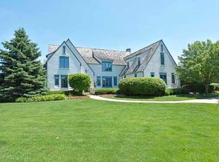 1831 W Salisbury Ln, Lake Forest, IL 60045