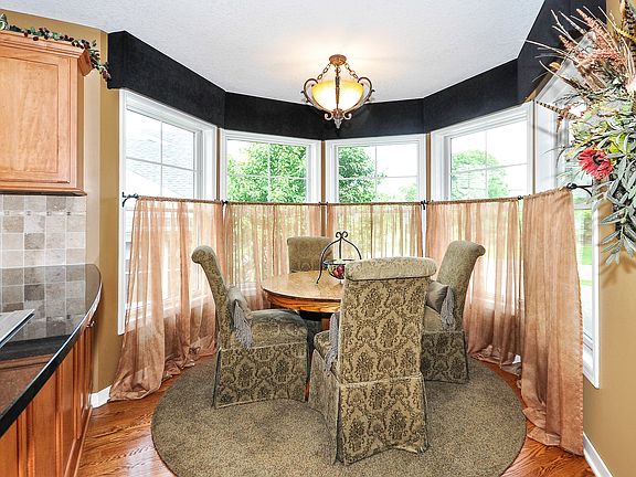 5th image of 7049 Waterstone Ln
