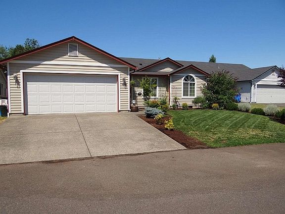 2nd image of 7510 NE Glenwood Dr