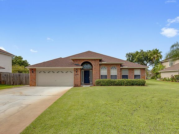 3rd image of 13961 Sandhill Crane Dr S