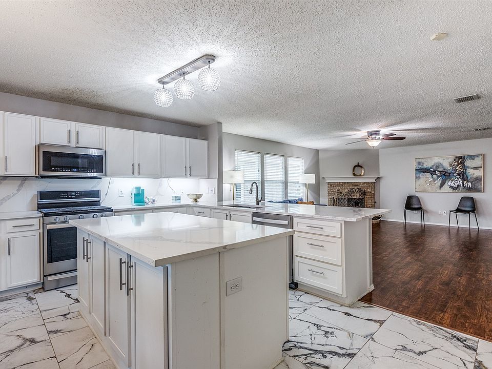 1st image of 1425 Ridgecrest Dr