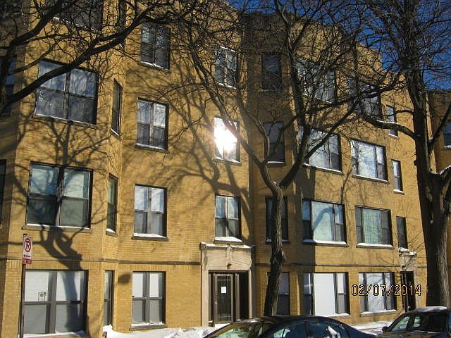 1st image of 4825 N Fairfield Ave