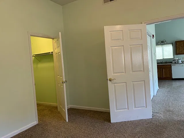1 bed, 800 sqft, $1,450 — Photo 2