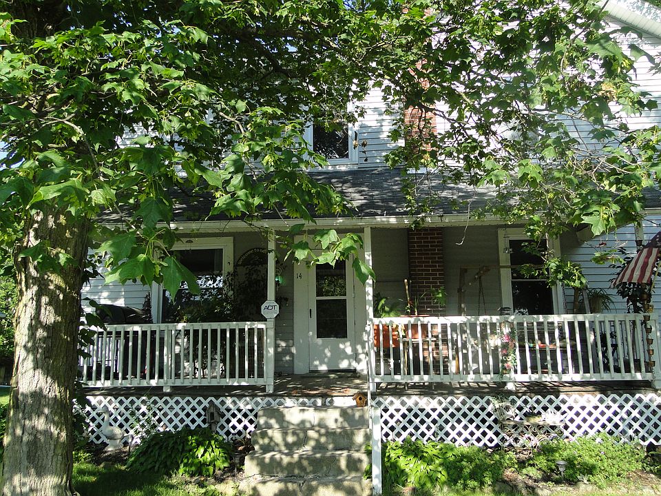 1st image of 14 S Main St