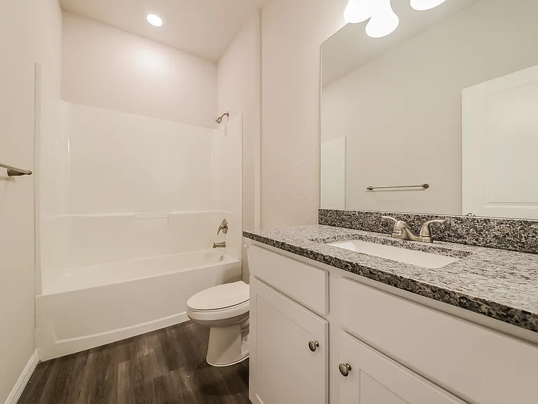 216 Prineville St — Photo 14