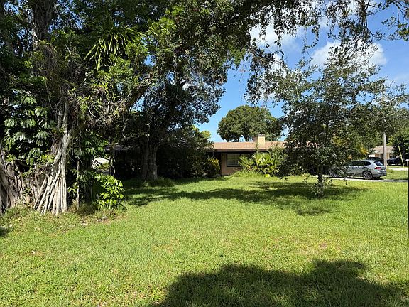 2nd image of 1001 Tortugas Avenue