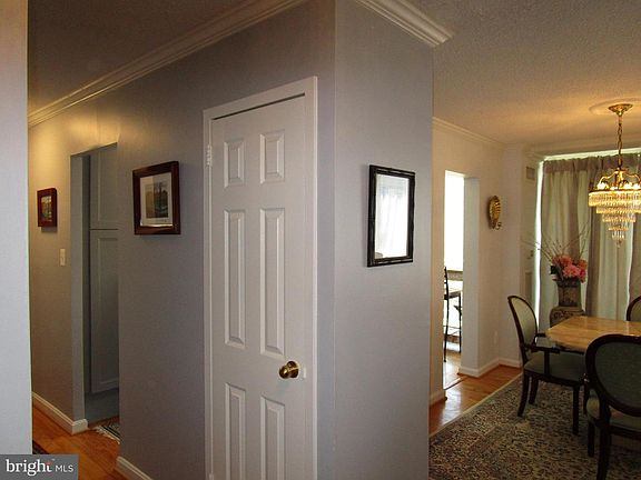 3rd image of 501 Slaters Ln APT 308