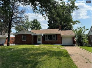 1232 Duenke Dr, Saint Louis, MO 63137