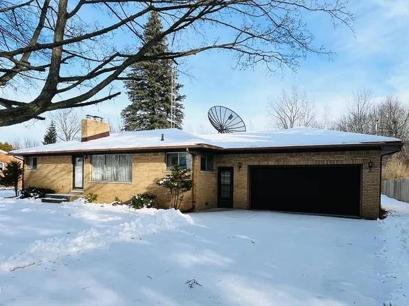 227 Connecticut Ave, Marysville, MI 48040