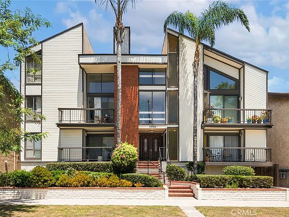 2nd image of 14159 Riverside Dr Unit 103