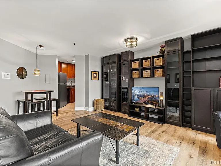 1001 W Jefferson Ave #7G — Photo 12