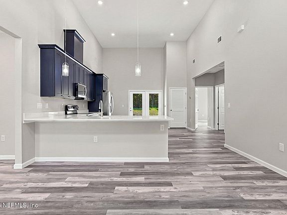 4th image of 4215 OAK FOREST Lane