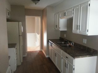 10133 W 96th Ter, Overland Park, KS 66212
