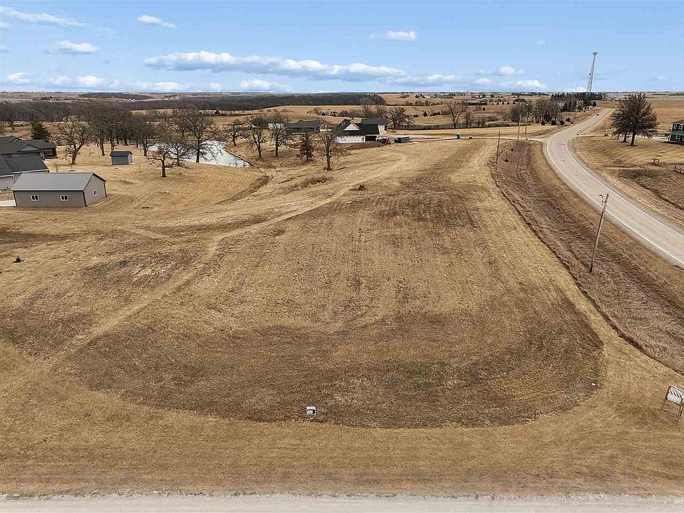 1st image of 2818 W Dr