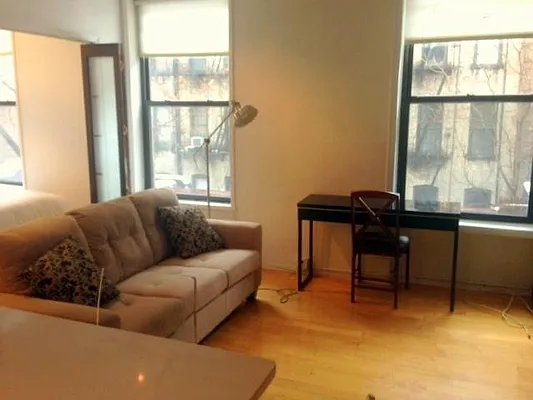 Rented by Town Residential | media 27