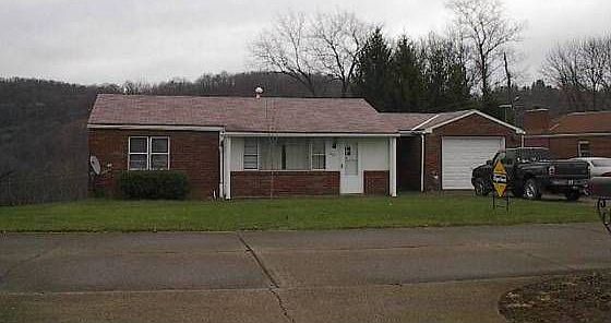 1st image of 241 Hillcrest Dr