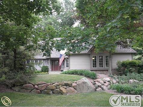 Front yard,extensive landscape