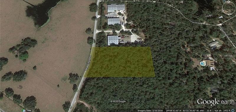 2nd image of 6044 Lake Winona Rd