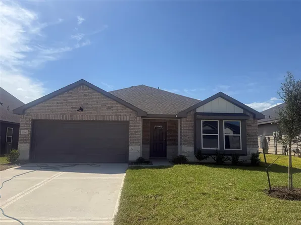 12007 Curlin Dr, Willis, TX 77318
