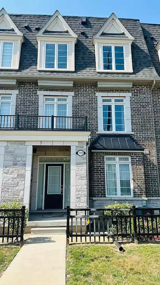 4 bed, $3,650 — Photo 2