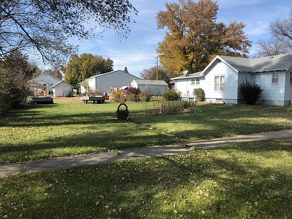 5th image of 611 Custer Ave