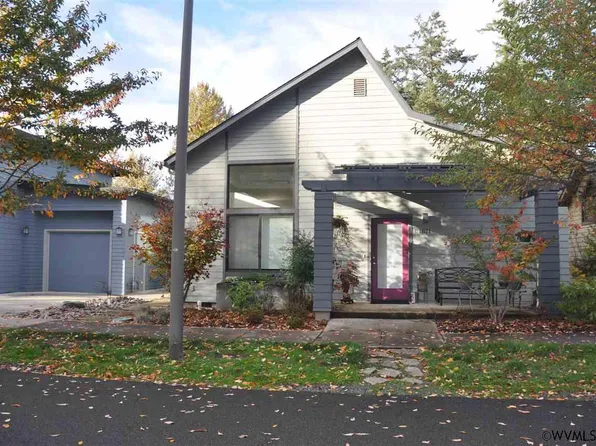 1871 Cousteau Loop SE, Salem, OR 97302