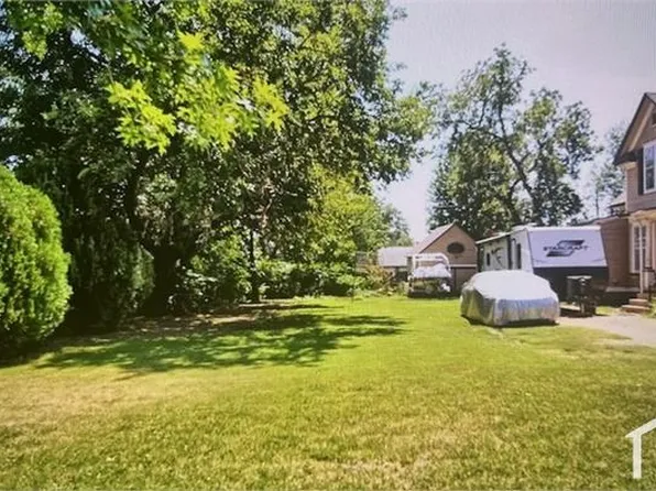 315 W 11th St, Harper, KS 67058