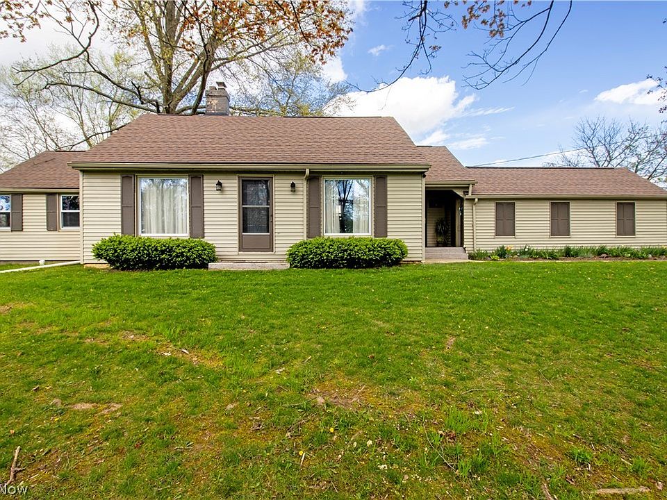 1st image of 12170 Lincoln Way E