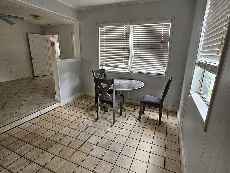 2614 Orange Ave — Photo 6