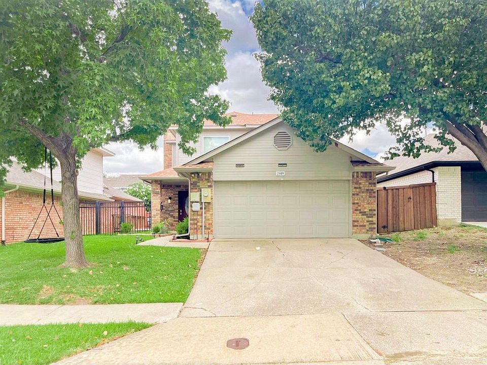 1st image of 2809 Country Villa Cir