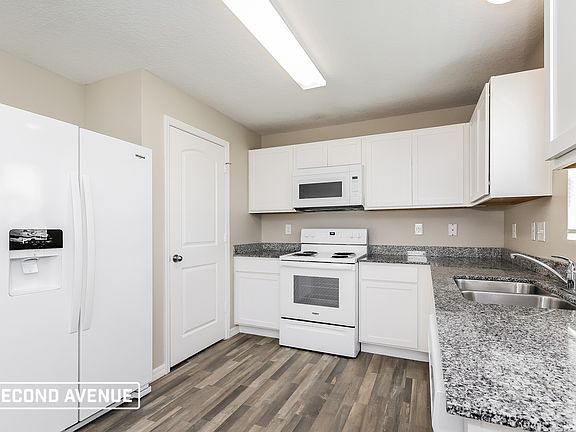 2nd image of 2155 Rock Dr