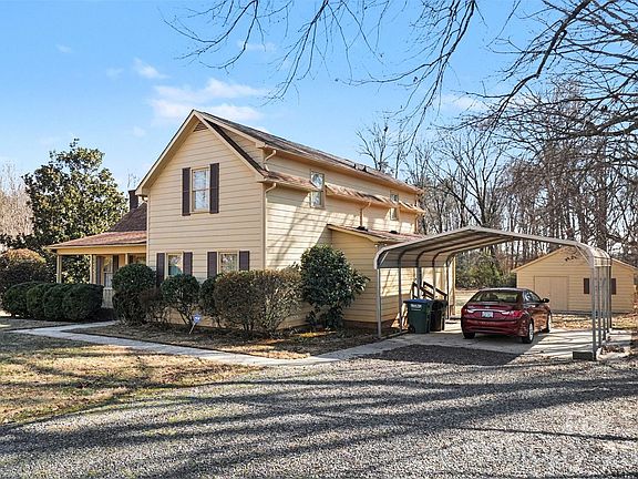 3rd image of 2116 Rice Rd