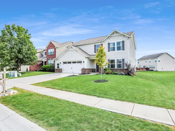 7821 Eagles Nest Blvd, Zionsville, IN 46077