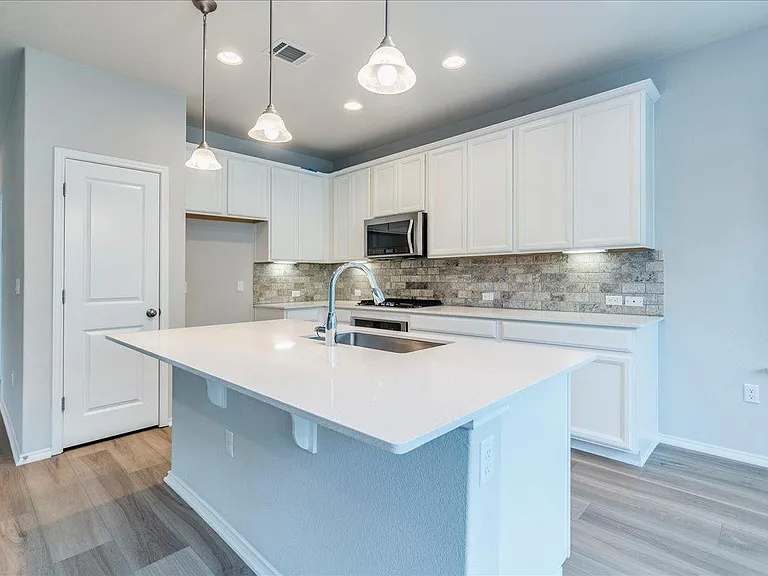 10515 Turnbull Loop — Photo 13