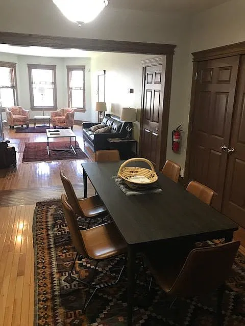 2 bed, 1250 sqft, $1,800 — Photo 4