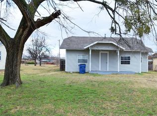 604 NW Main St, Minco, OK 73059