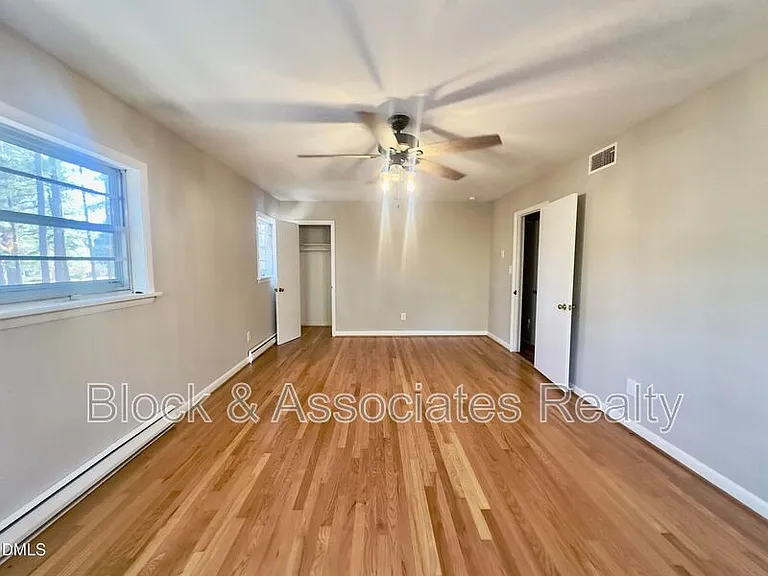 405 N Main St — Photo 11