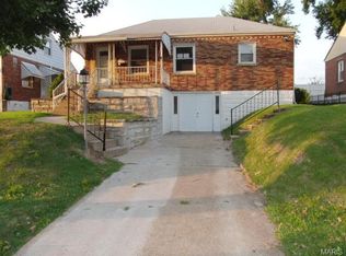 23 Lemay Gardens Dr, Saint Louis, MO 63125