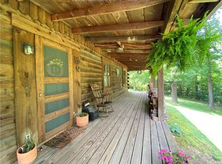 69 Jasper Dr, Poca, WV 25159