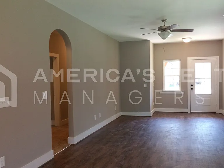 5589 Park Side Rd — Photo 10
