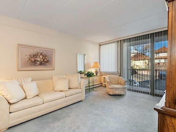 2nd image of 515 Anderson Ave APT 2K