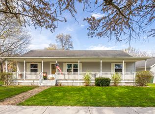 1040 E Elm St, Griffith, IN 46319