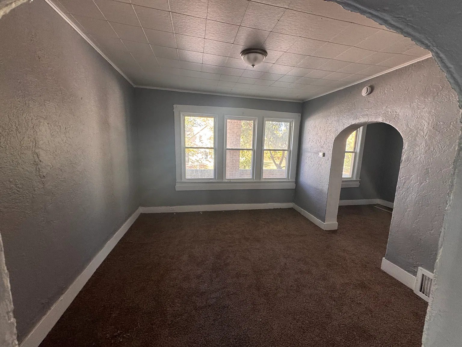 10810 Shale Ave — Photo 3