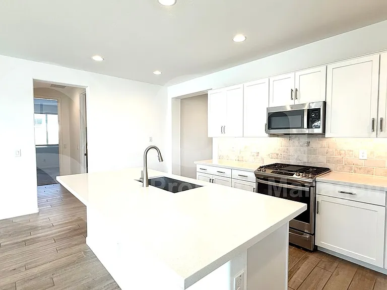 14765 W Sand Hills Rd — Photo 5
