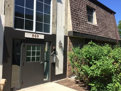 869 Trace Dr APT 201, Buffalo Grove, IL, 60089